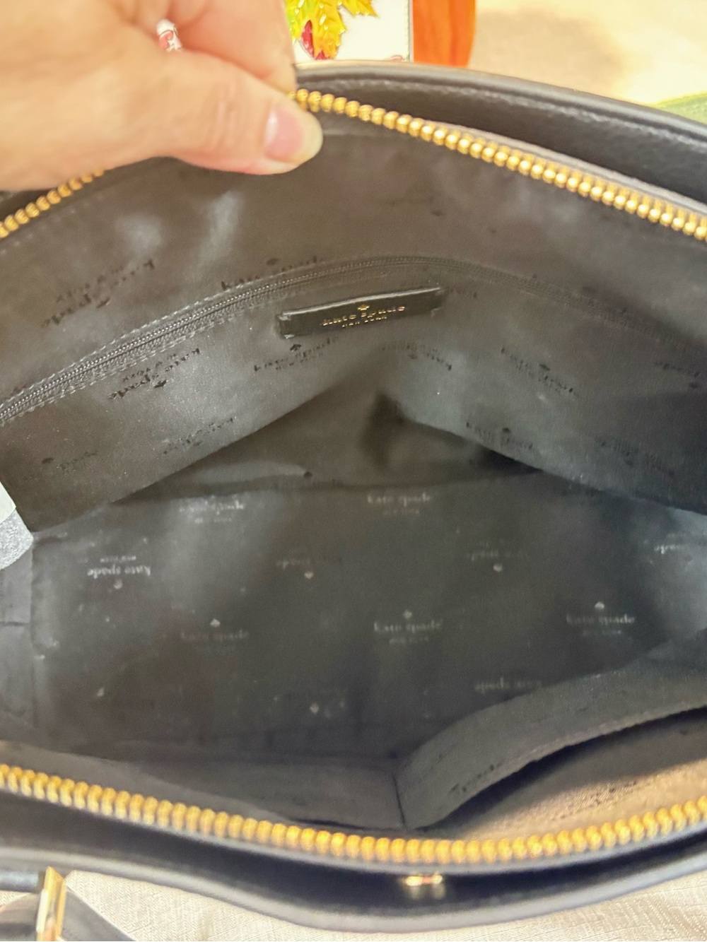Kate Spade Tote - Picture 8 of 9